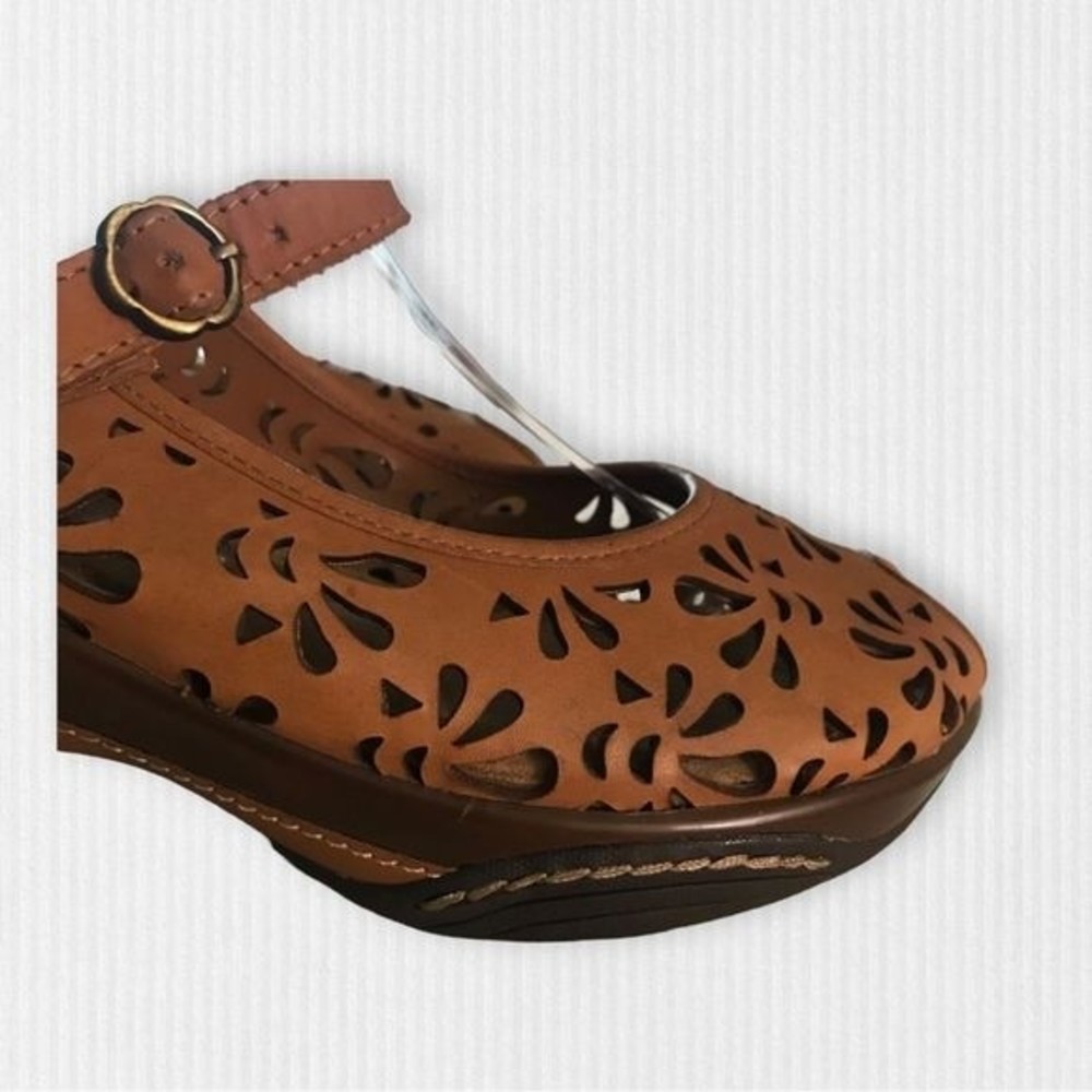 WHITE MOUNTAIN Mule Open Toe Leather Strap Brown Size 10M - Picture 3 of 9